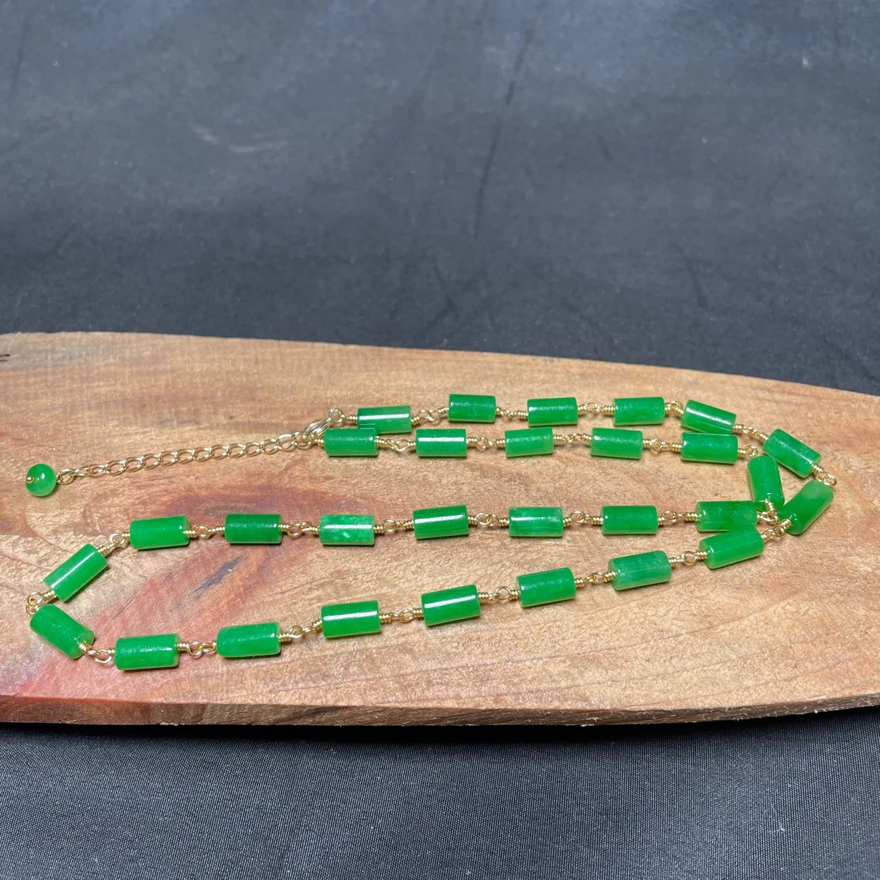 Beading - Collana di perline di giada verde
