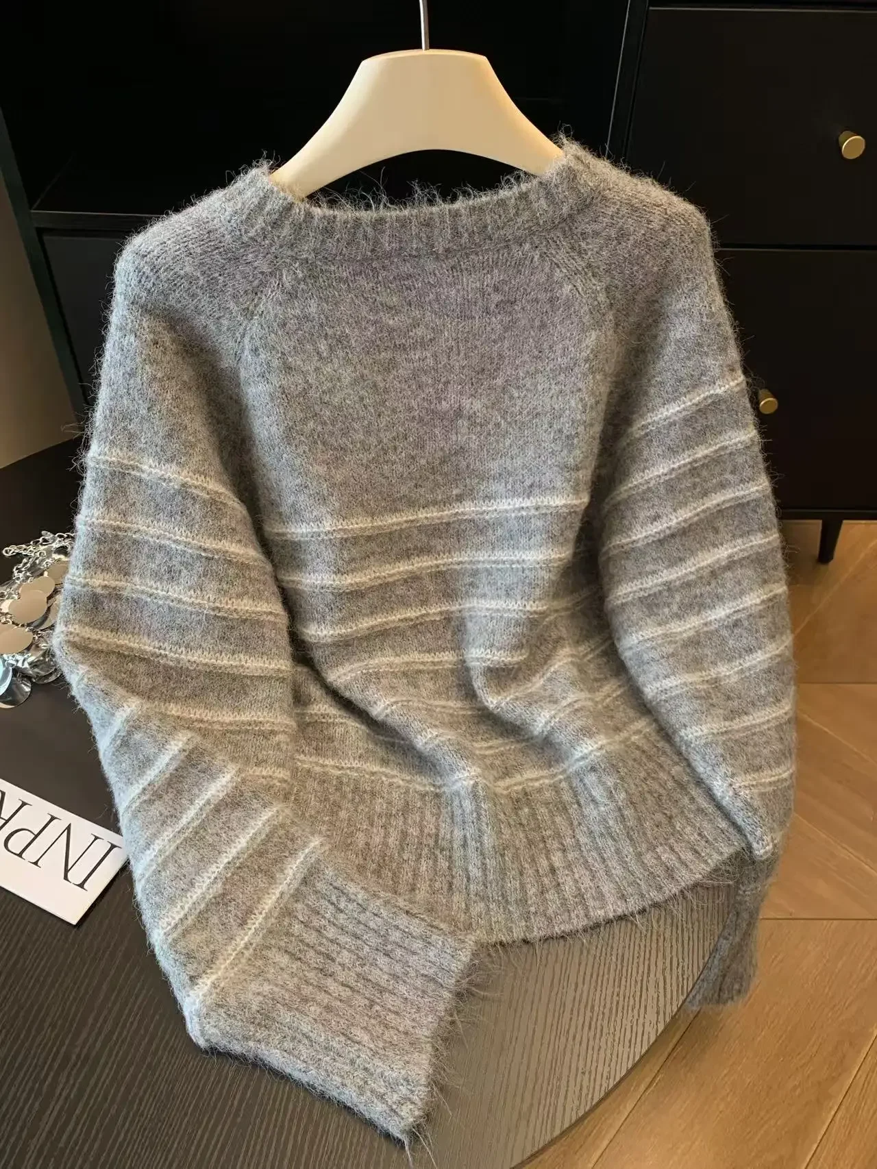 Maglione da Donna in Lana e Ca - Embroidery recensione e prezzo